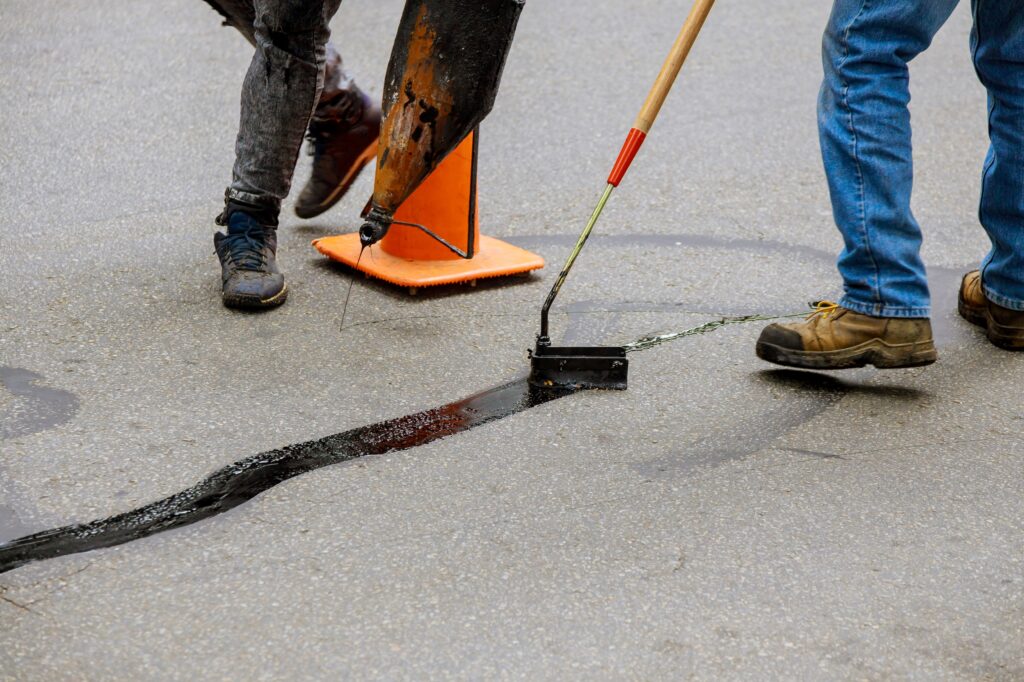 Crack Sealing Asphalt